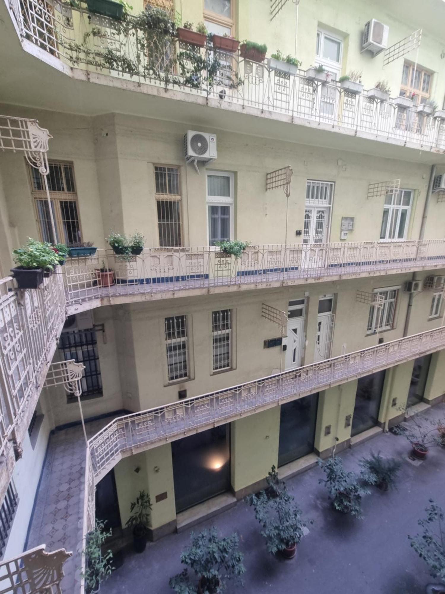 Deluxe4 Apartment With 2 Rooms Next To The Synagogue Free Air Conditioner, Sauna — Photos 3